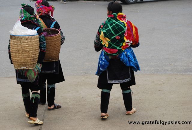 Ethnic minority ladies peddling their wares in Sapa.