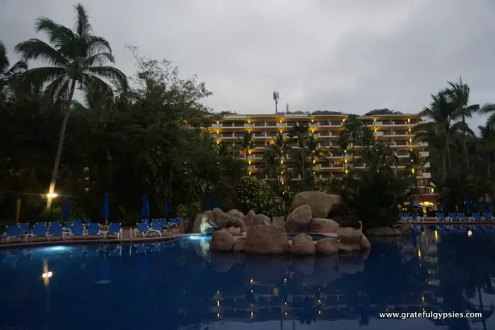 review of the Barcelo Puerto Vallarta All-Inclusive Resort