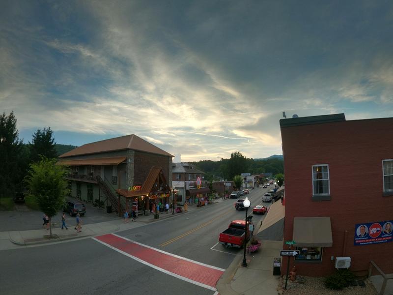 bryson city mountain layers brewery