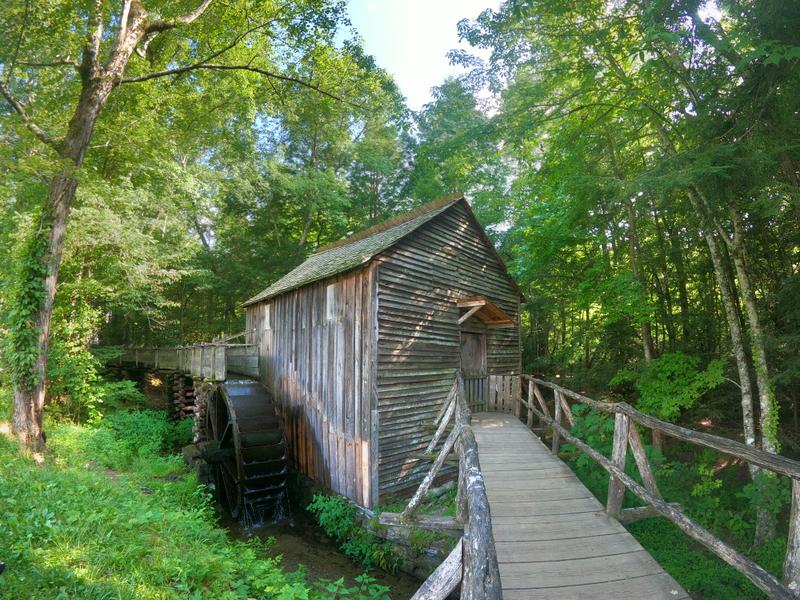 cades cove cable mill great smoky mountains vacation