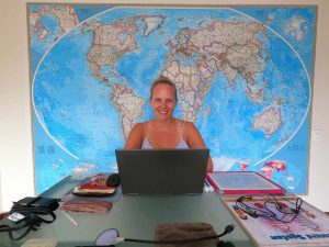 rachel remote work pros and cons in medellin