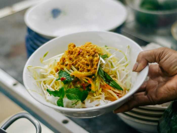 An image of a noodle dish to show food in vietnam
